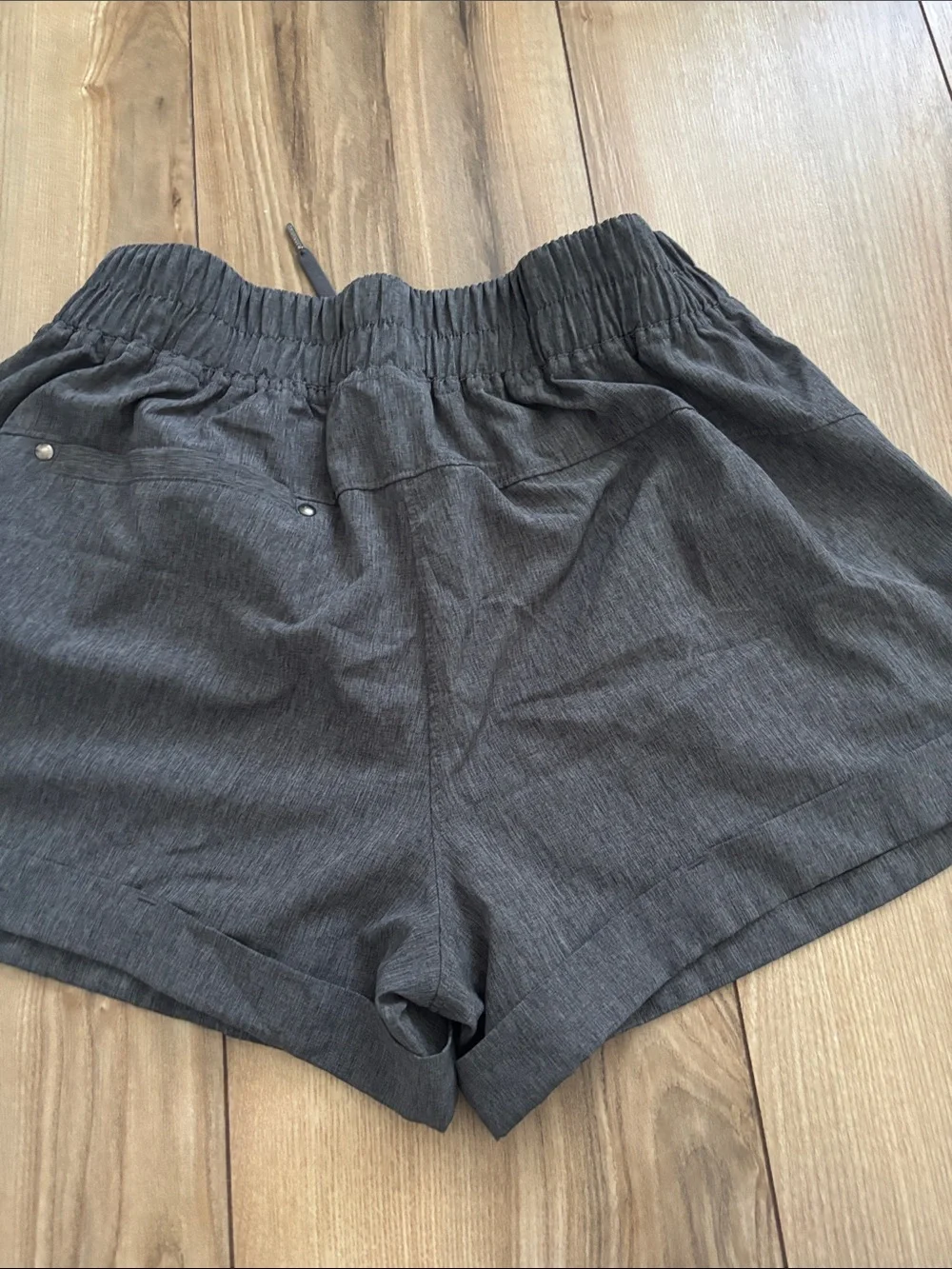 Mondetta Outdoor Project Workout Shorts L Grey Athletic
